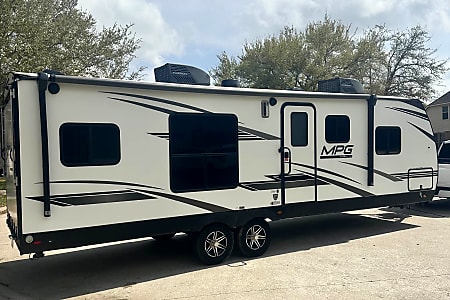 Toy hauler