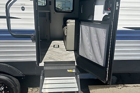 Travel trailer