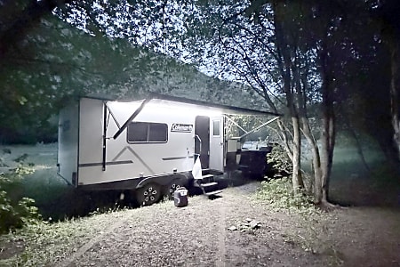 Travel trailer