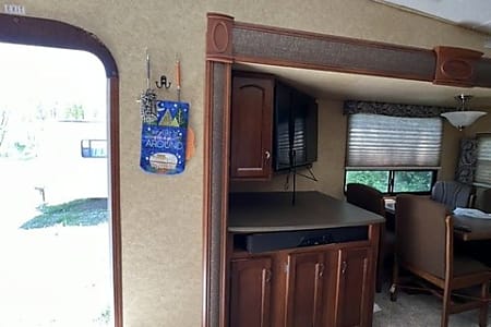 Fifth-wheel