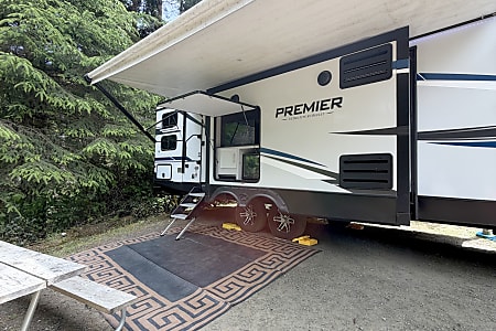 Travel trailer