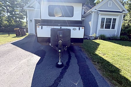 Folding trailer