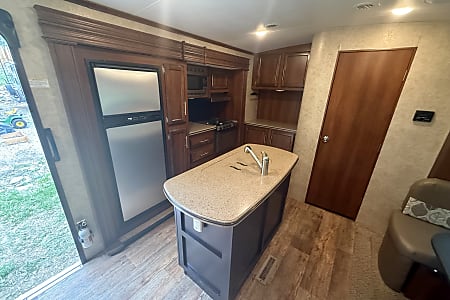 Travel trailer