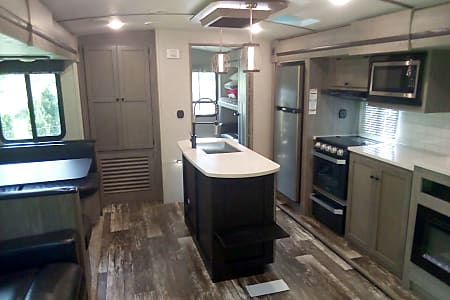 Travel trailer