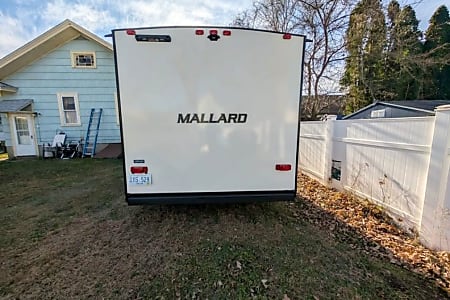 Travel trailer