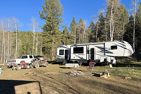 Toy hauler