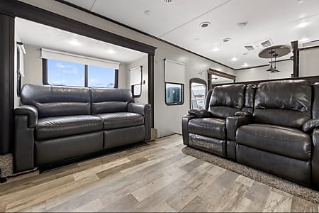 Fifth-wheel