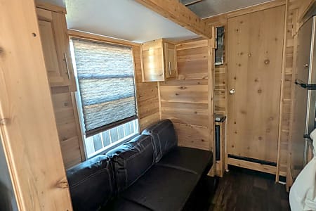 Travel trailer