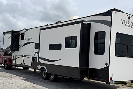 Fifth-wheel