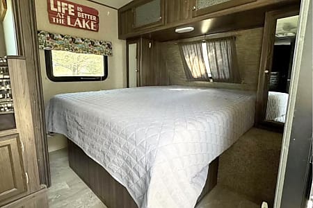 Travel trailer