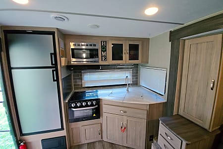 Travel trailer