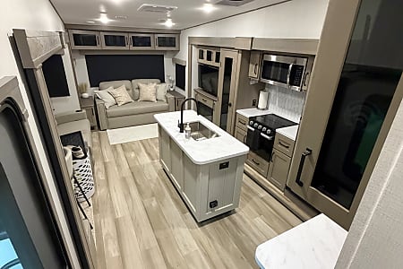 Fifth-wheel