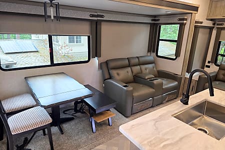 Fifth-wheel