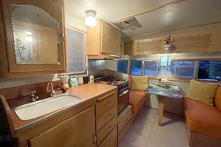 Travel trailer