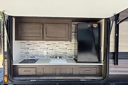 Travel trailer