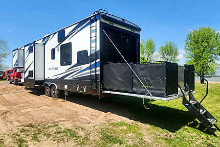 Fifth-wheel