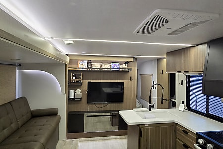 Travel trailer