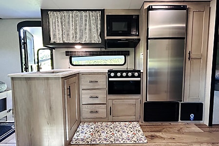 Travel trailer