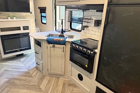 Travel trailer