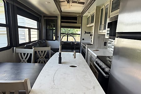 Fifth-wheel
