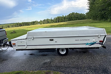 Folding trailer
