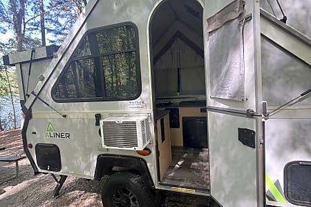 Folding trailer