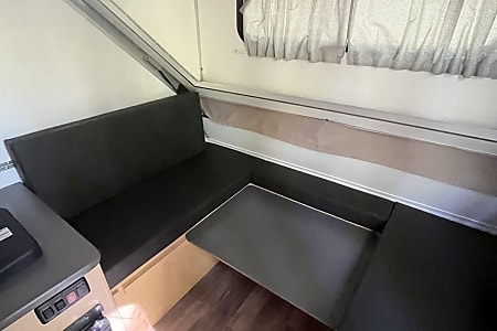 Folding trailer