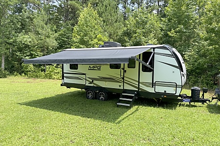 Travel trailer