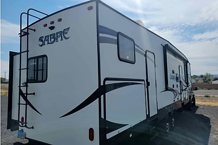 Fifth-wheel