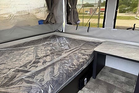 Folding trailer