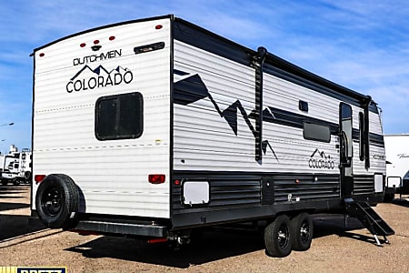 Travel trailer