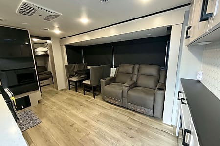 Travel trailer