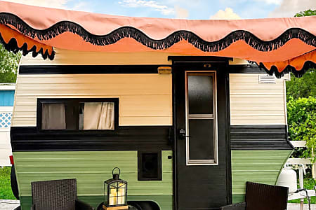Travel trailer