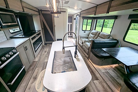 Travel trailer