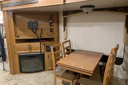 Fifth-wheel