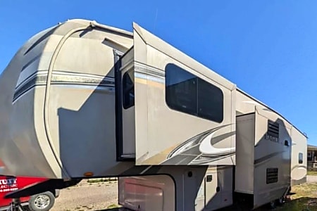 Fifth-wheel