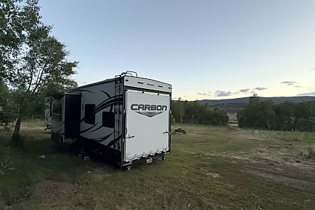 Toy hauler