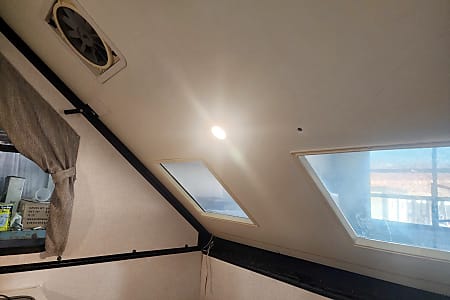 Folding trailer