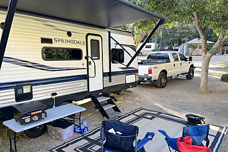 Travel trailer