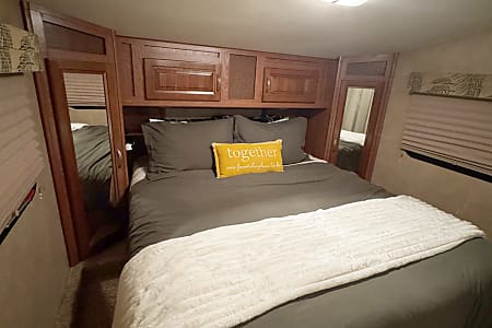 Fifth-wheel