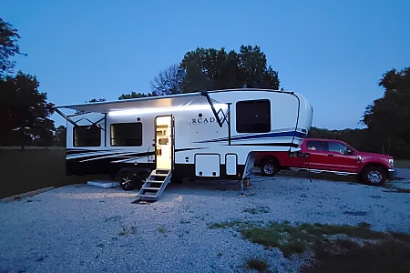Fifth-wheel