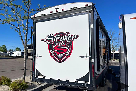 Toy hauler