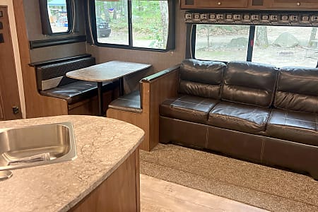 Travel trailer