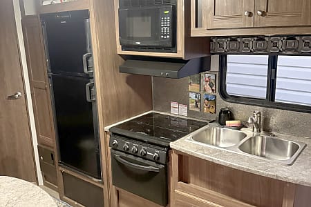Travel trailer