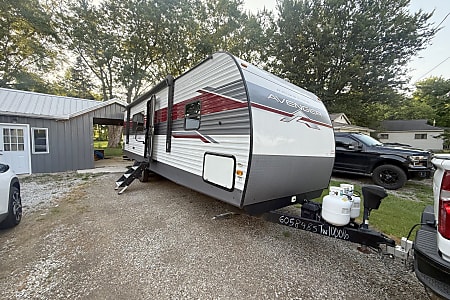 Travel trailer