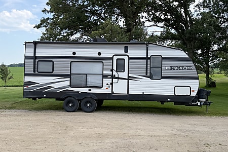 Toy hauler