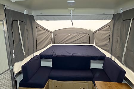 Folding trailer