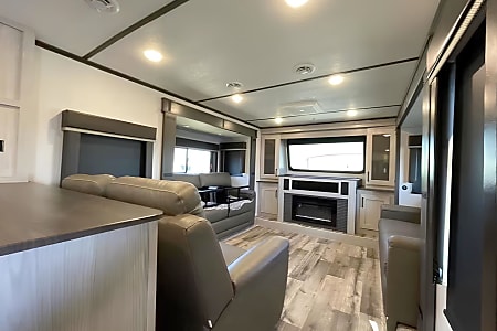 Fifth-wheel