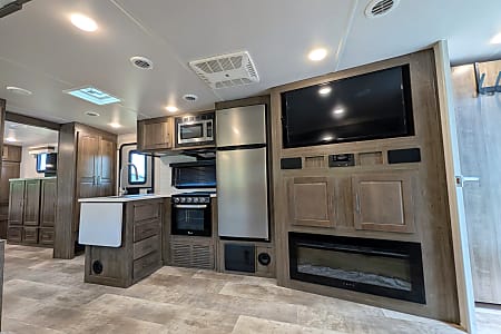 Travel trailer