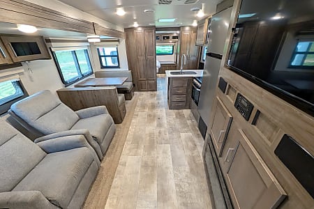 Travel trailer